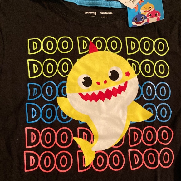 NWT Baby Shark Shorts & Graphic Tee Set - Picture 2 of 5